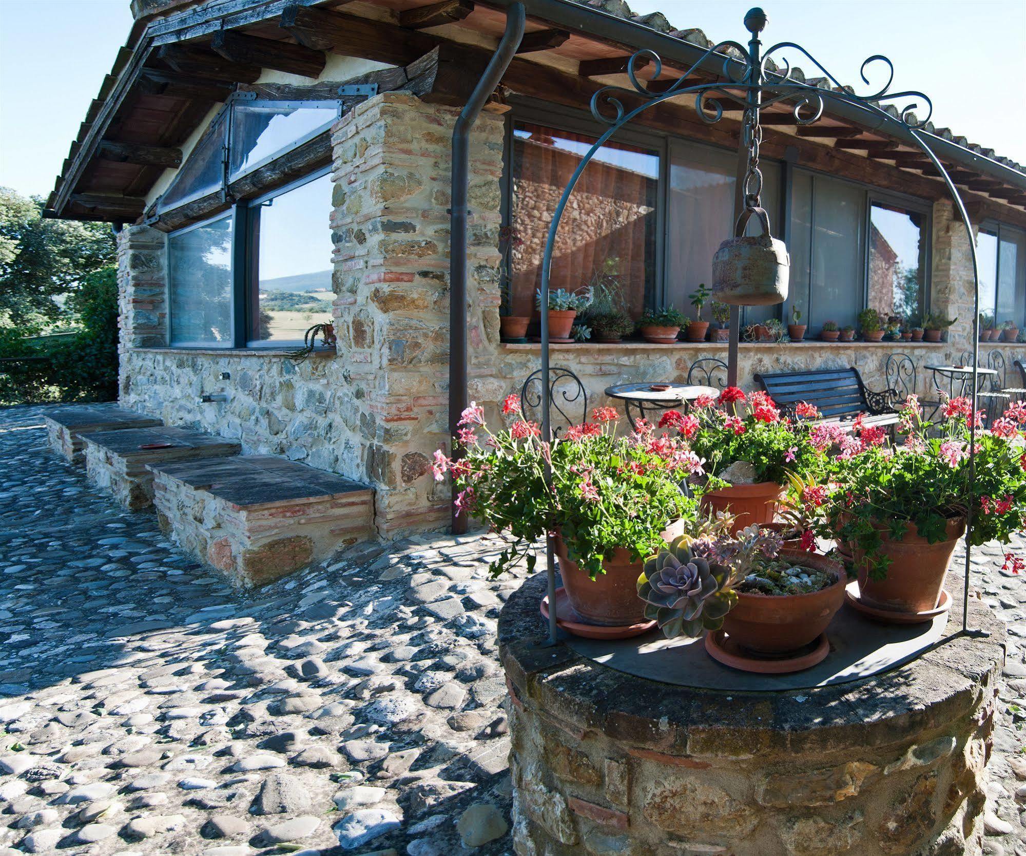 Agriturismo Grossola กัสตีลีโยเน ดิ ออร์ชา ภายนอก รูปภาพ