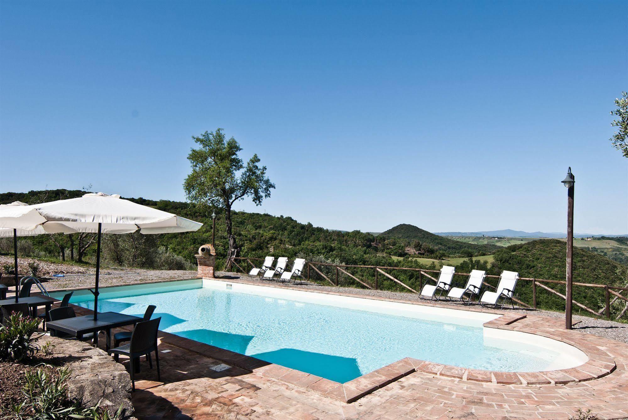 Agriturismo Grossola กัสตีลีโยเน ดิ ออร์ชา ภายนอก รูปภาพ