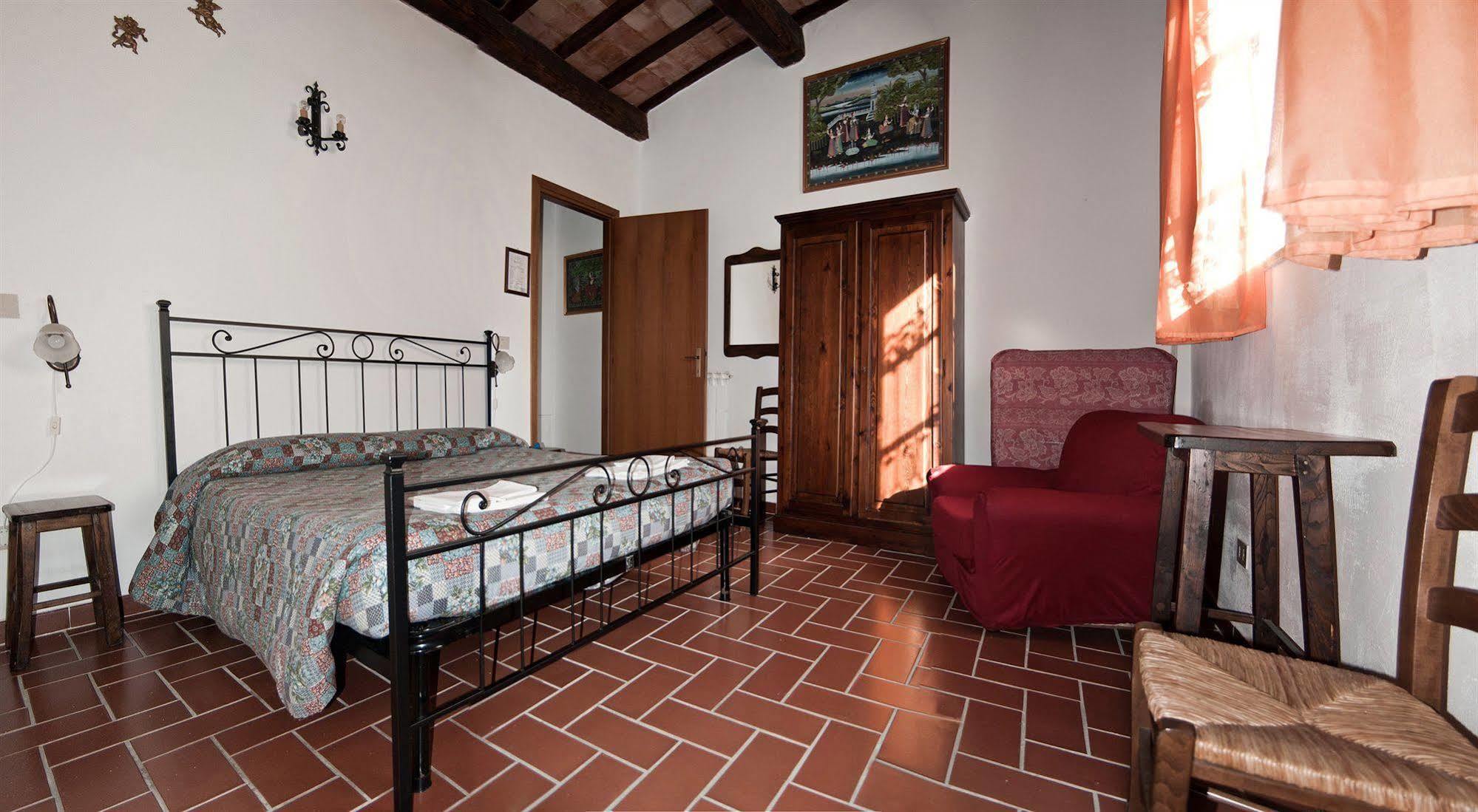 Agriturismo Grossola กัสตีลีโยเน ดิ ออร์ชา ภายนอก รูปภาพ
